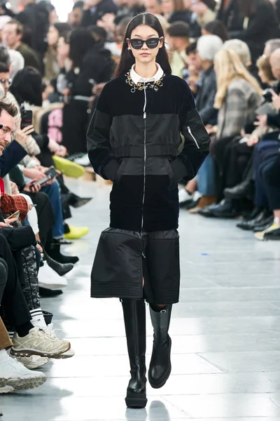 Look 52